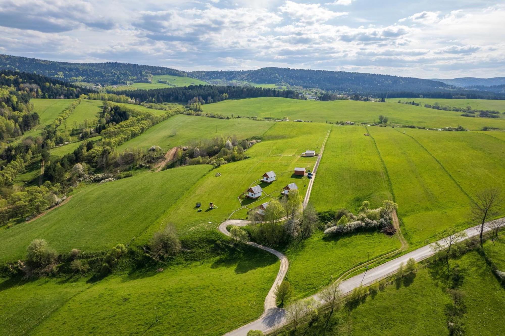 Pastelova Krova - Domki W Bieszczadach Ustrzyki Dolne Exteriör bild